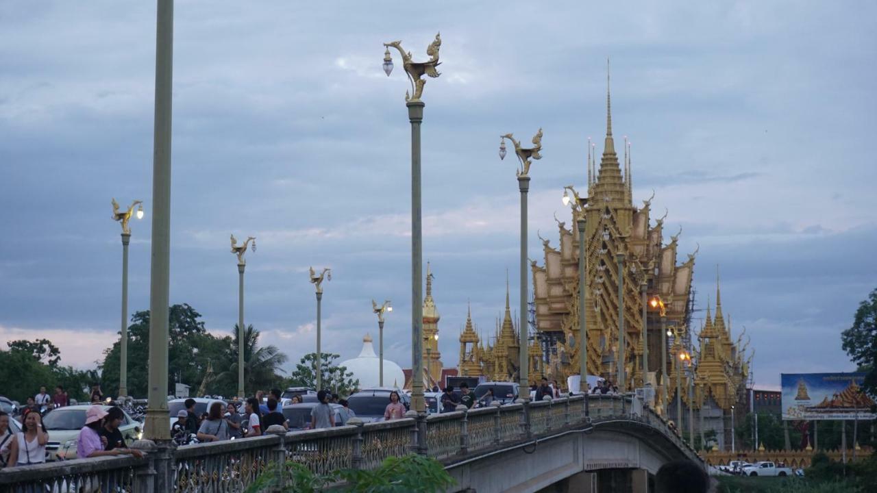 Little Jasmine By The River Phitsanulok Exterior photo